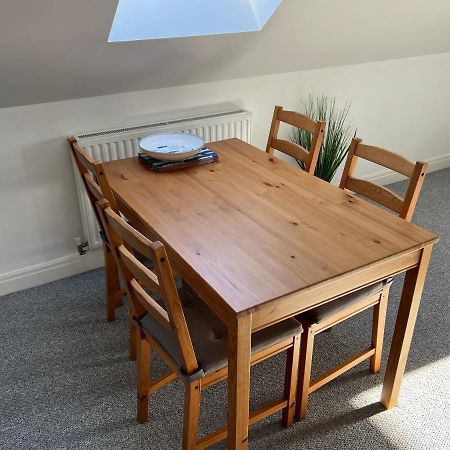 Swanage Holiday Penthouse Apartment, Moments From Beach And Town, On Site Parking, Fast Wifi, Sleeps Up To 6, Rated Exceptional 외부 사진